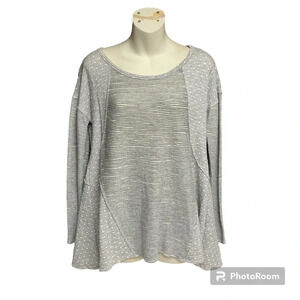 Ella Mara gray tunic top size small but very oversized multi textured